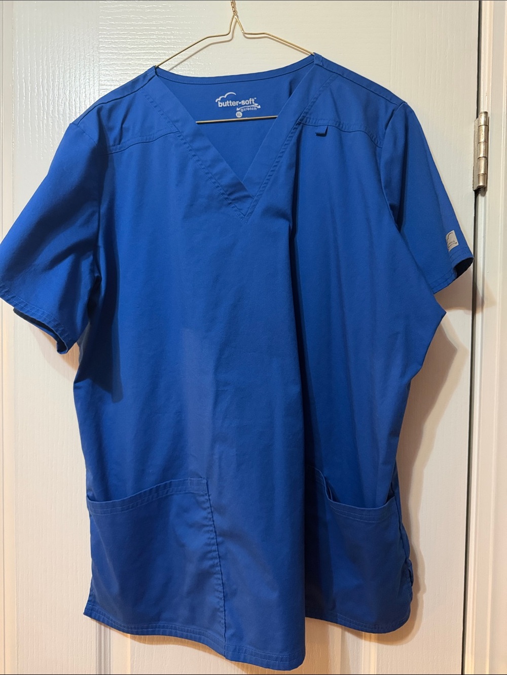 Butter-Soft Classic V-Neck Scrub Top in Royal Blue
